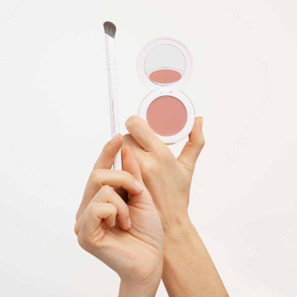 Undereye Precision Brush